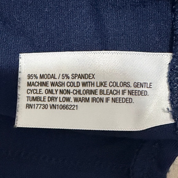 Auden Women’s Cloud Knit-Navy Blue Pajama Set - Picture 9 of 9